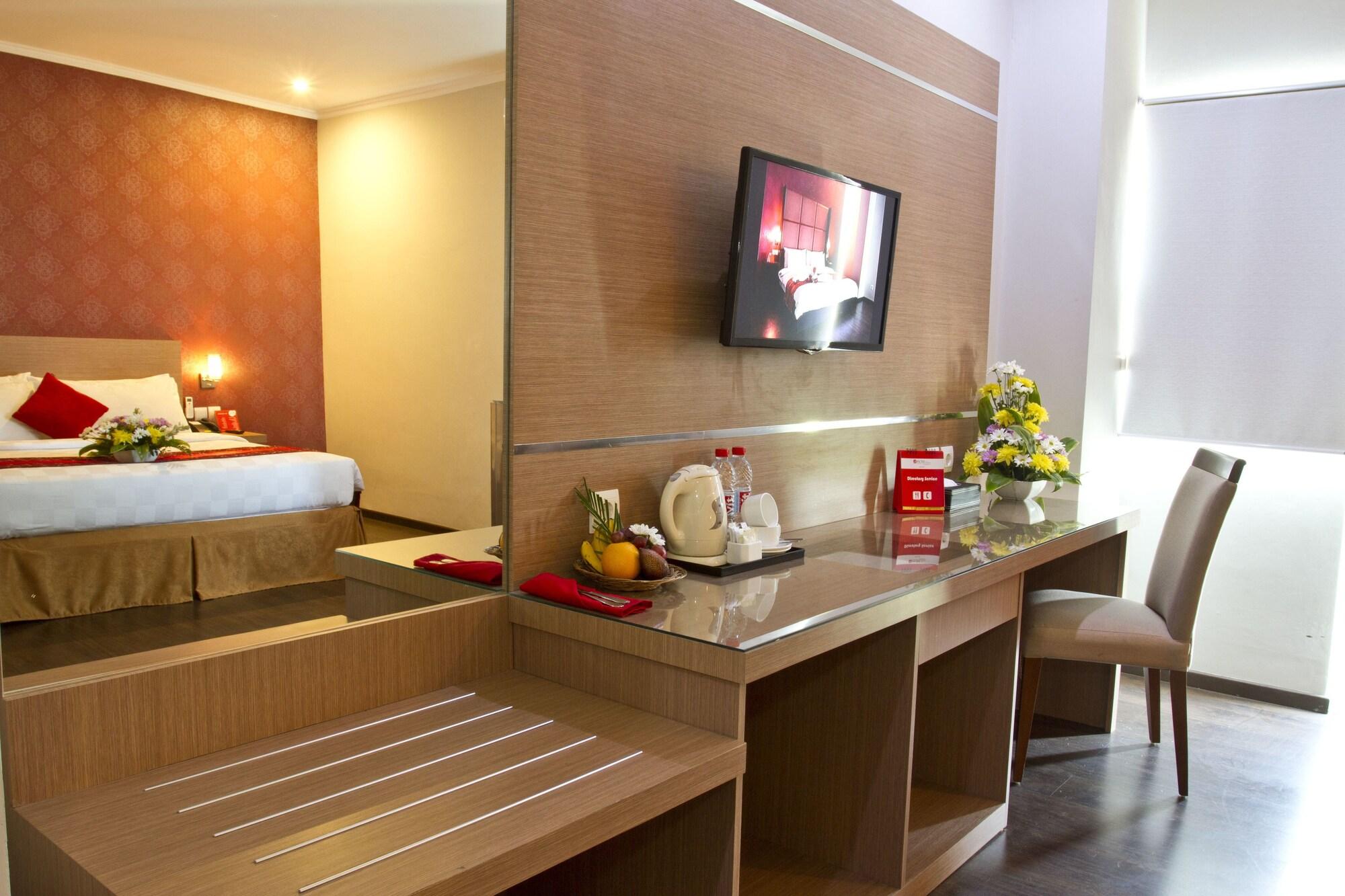 @Hom Premiere Cilacap Exterior photo