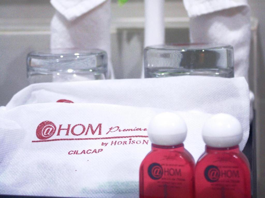 @Hom Premiere Cilacap Exterior photo